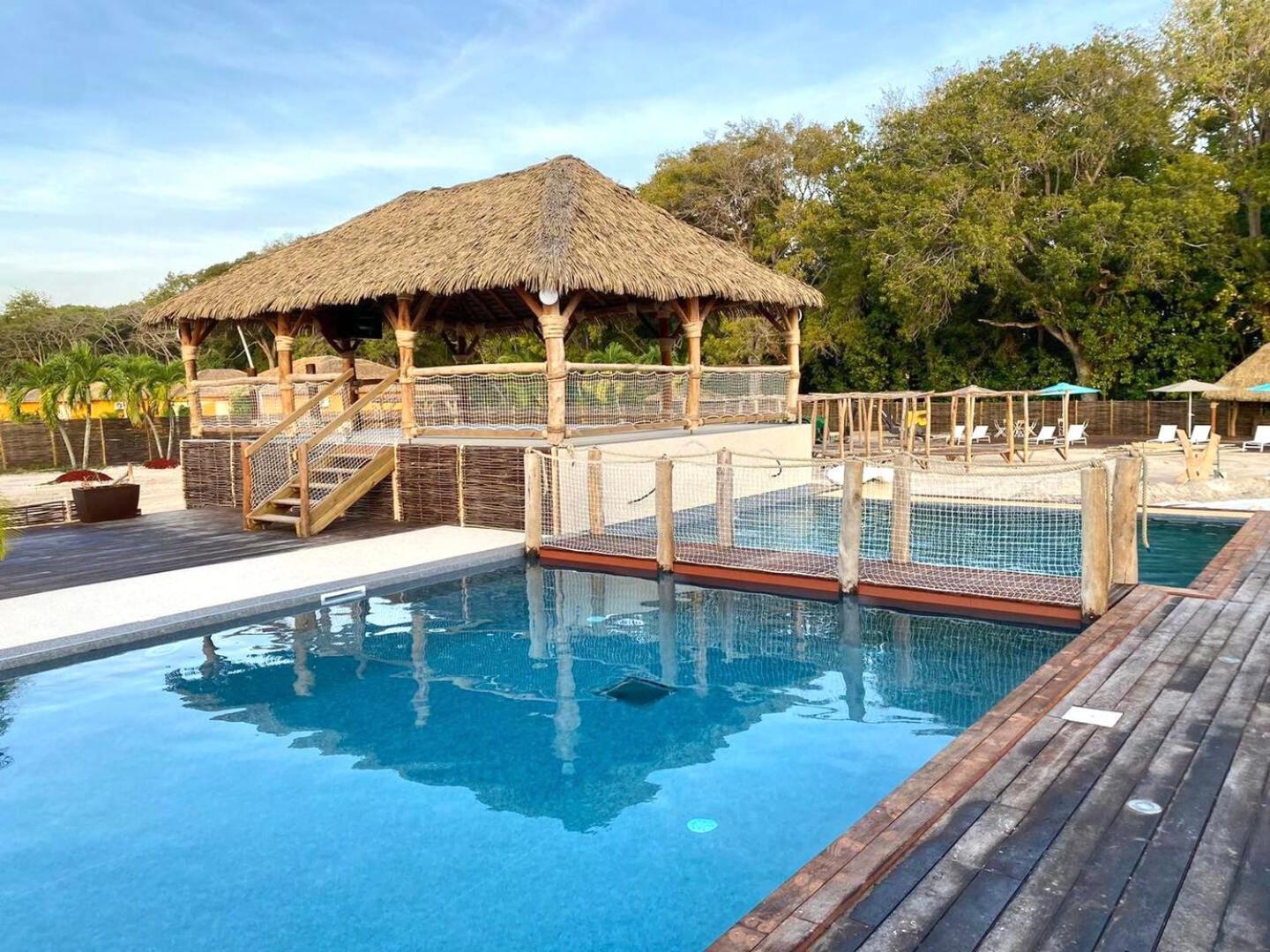 Bungalow La Kawannaise - Piscine, Terrasse, Plage Grand-Bourg  Екстер'єр фото